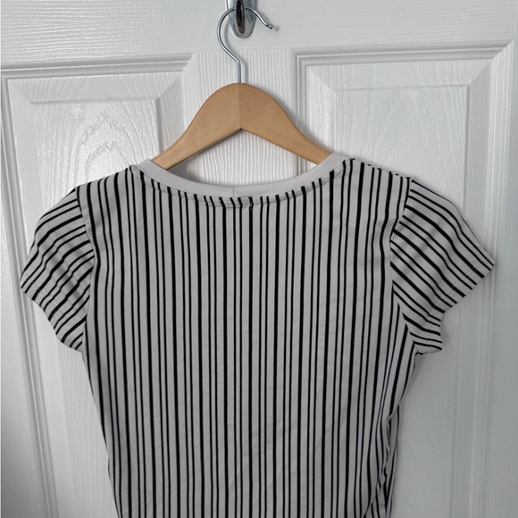 Stripped cropped T-shirt - Picture 3 of 3